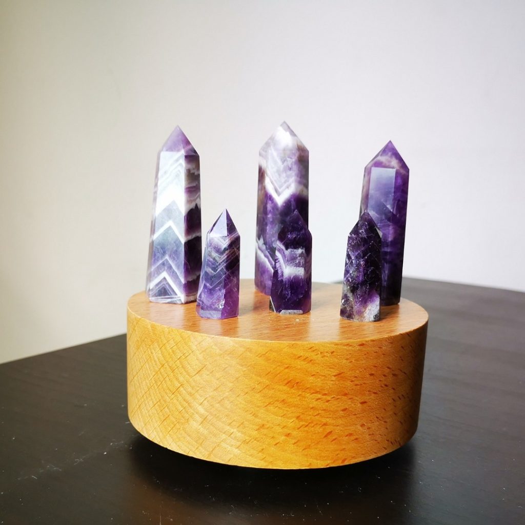 Chevron Amethyst Points sg